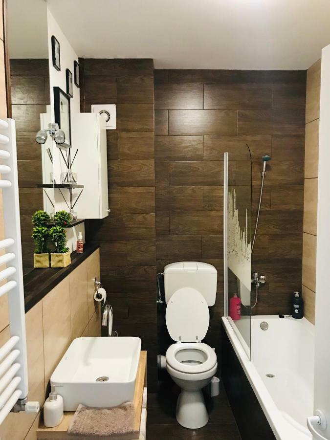 Residence P1 オラデア エクステリア 写真